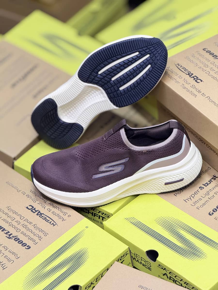 Skechers Skechers GO RUN ELEVATE 2.0 slip-on sneakers  training shoes Nairobi